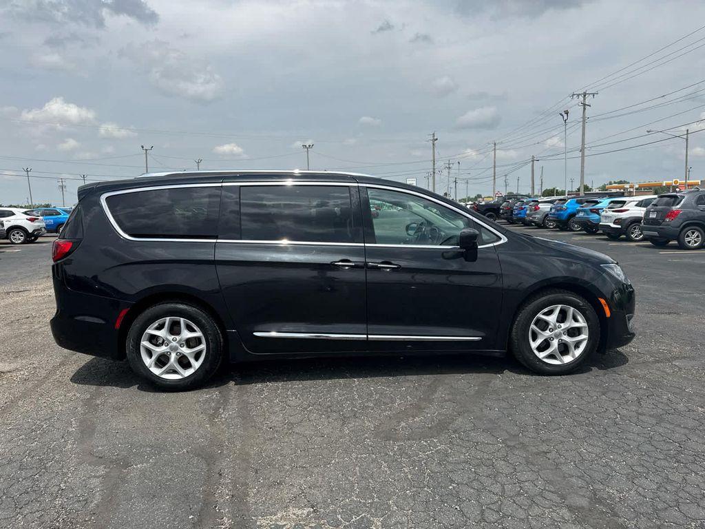 used 2017 Chrysler Pacifica car, priced at $9,800