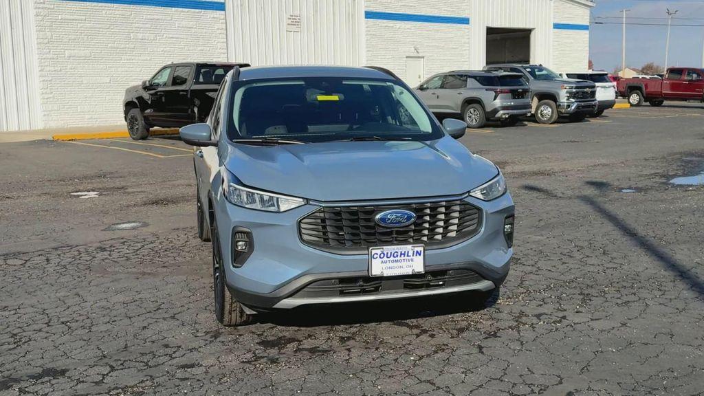 used 2024 Ford Escape PHEV car, priced at $26,495