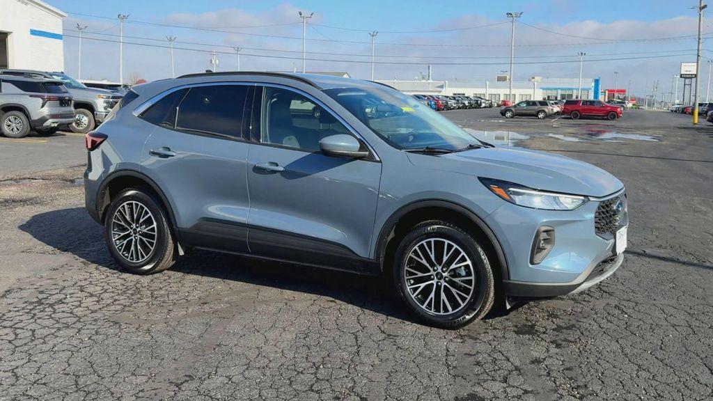 used 2024 Ford Escape PHEV car, priced at $26,495