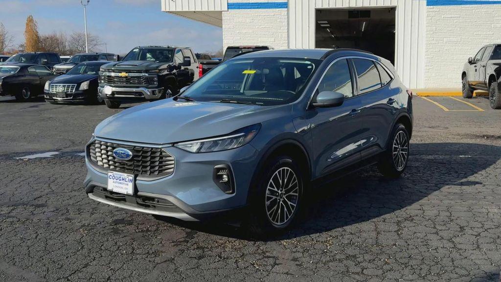 used 2024 Ford Escape PHEV car, priced at $26,495