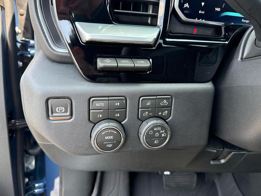 new 2026 Chevrolet Silverado 3500 car, priced at $94,515
