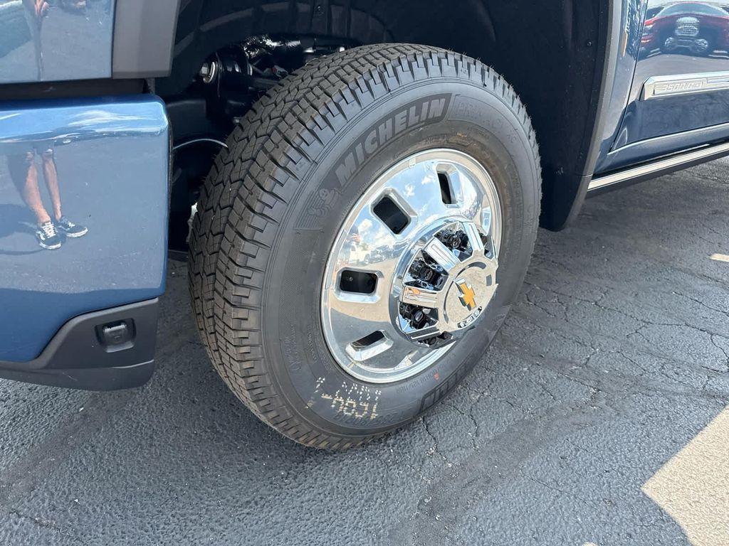 new 2026 Chevrolet Silverado 3500 car, priced at $94,515