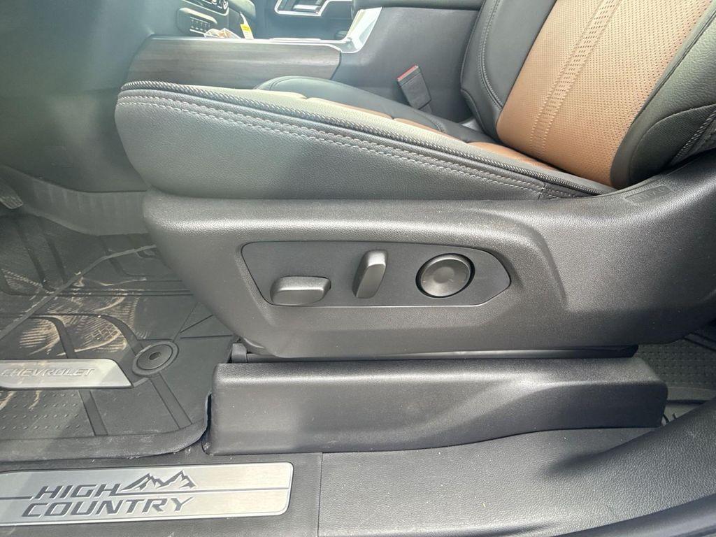 new 2026 Chevrolet Silverado 3500 car, priced at $95,705