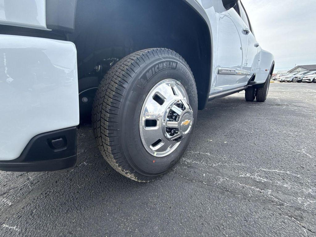 new 2026 Chevrolet Silverado 3500 car, priced at $95,705