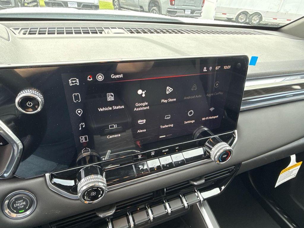 new 2025 GMC Canyon car, priced at $40,095