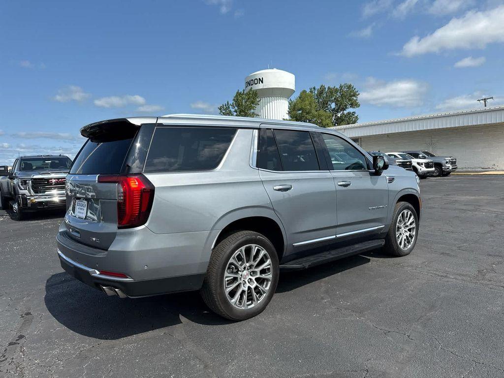used 2025 GMC Yukon car, priced at $62,900