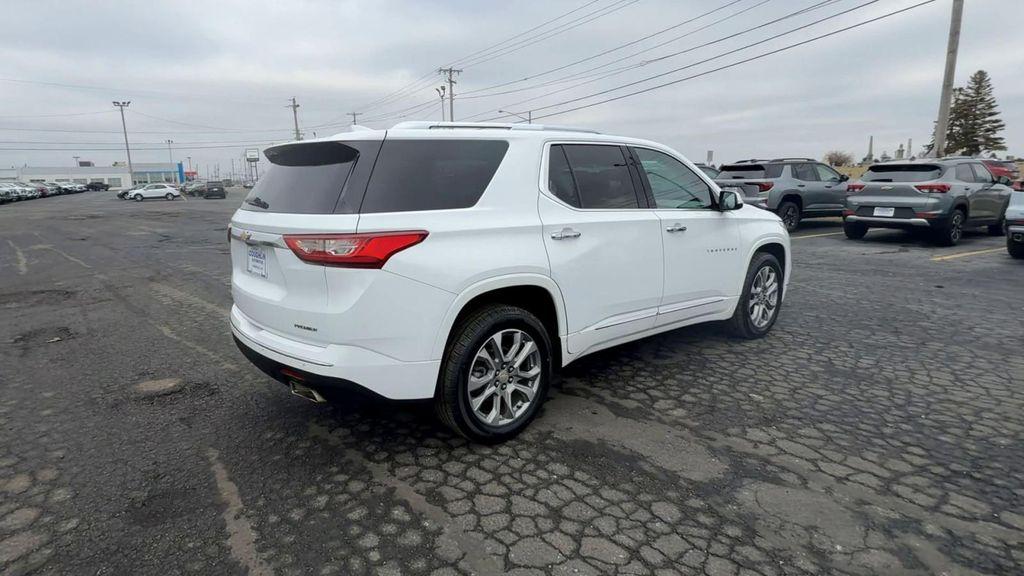 used 2020 Chevrolet Traverse car, priced at $22,495