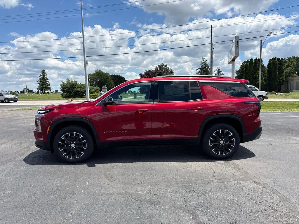 new 2026 Chevrolet Traverse car, priced at $50,440