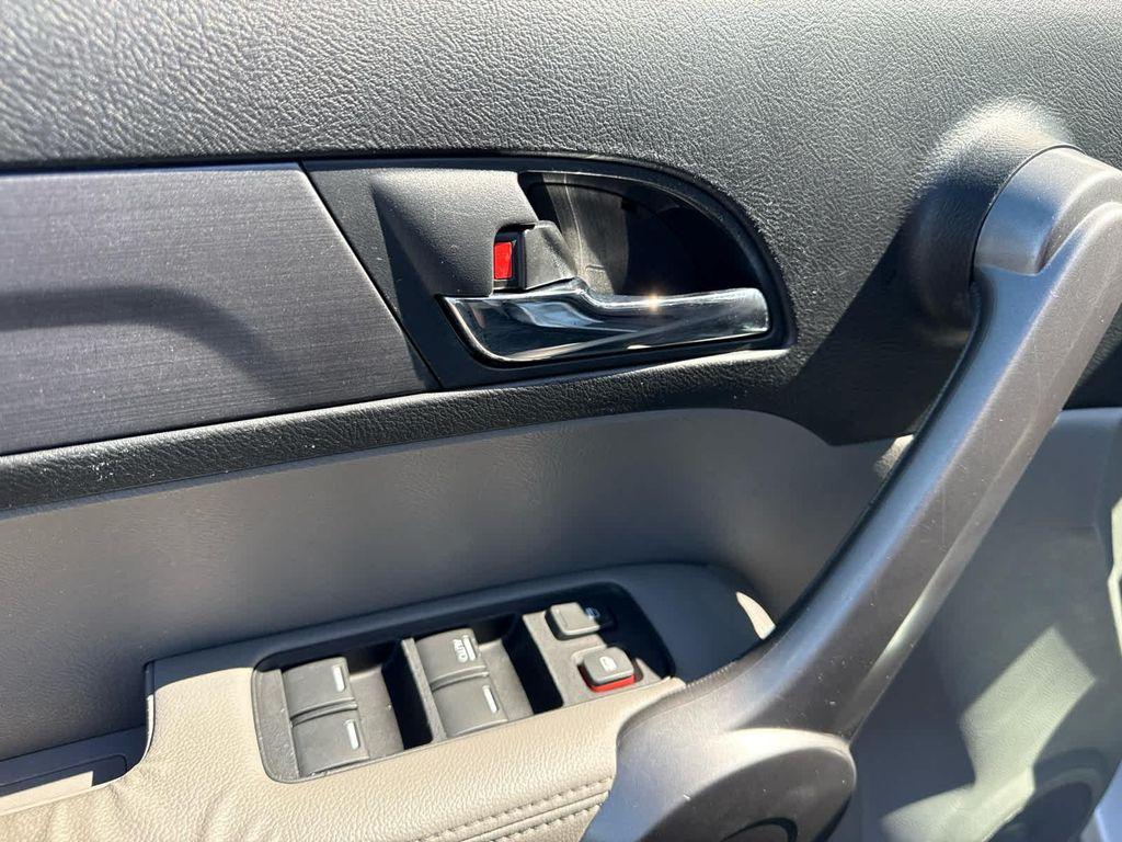 used 2009 Honda CR-V car, priced at $7,800