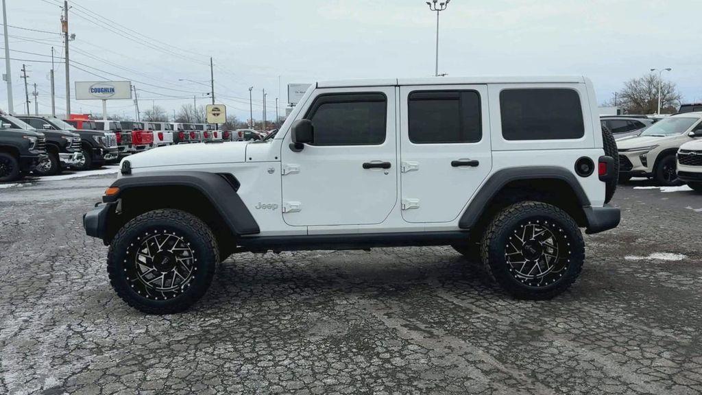 used 2021 Jeep Wrangler Unlimited car, priced at $29,495