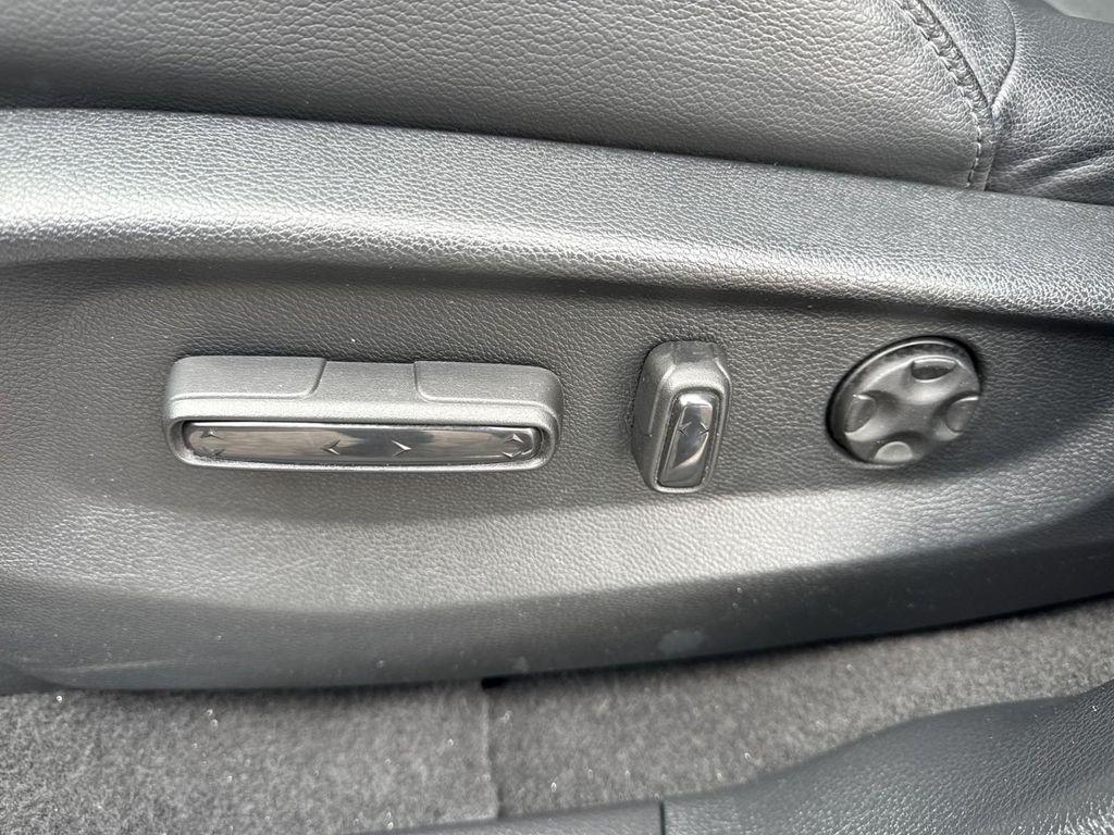 used 2020 Honda CR-V car, priced at $26,400