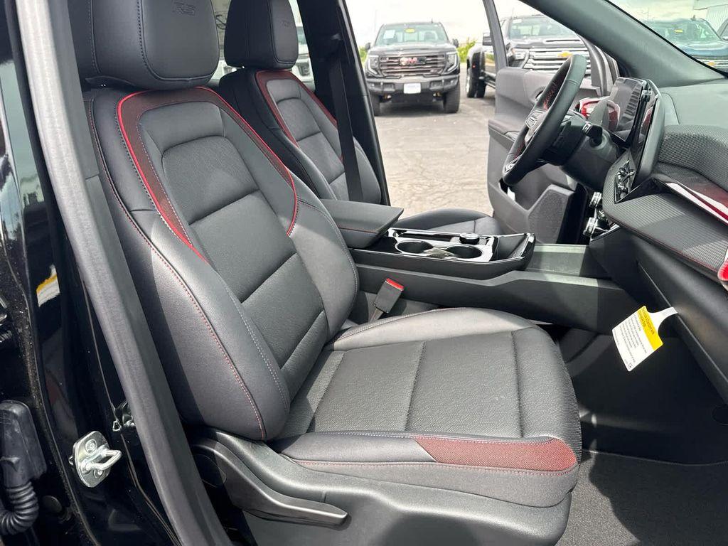 new 2026 Chevrolet Equinox car, priced at $35,595