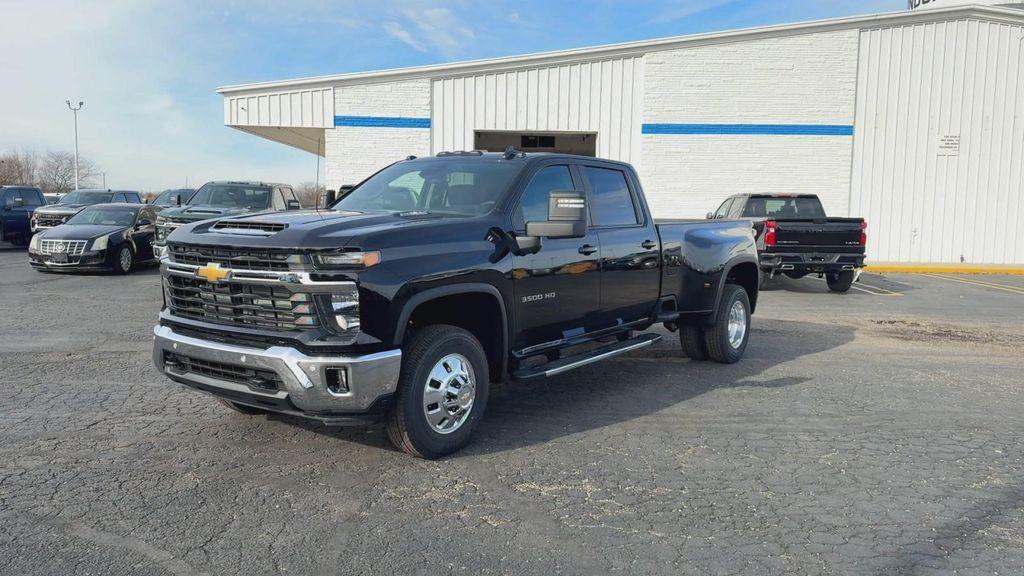 new 2026 Chevrolet Silverado 3500 car, priced at $79,630
