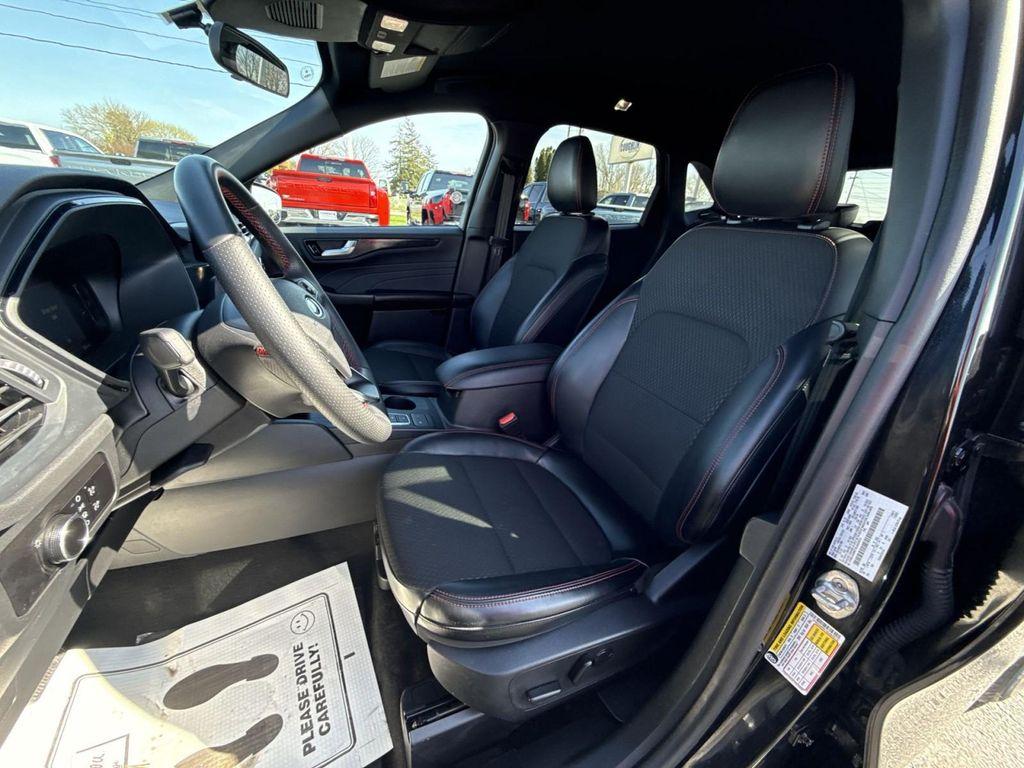 used 2025 Ford Escape car, priced at $25,400