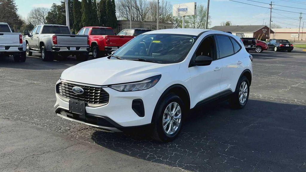 used 2025 Ford Escape car, priced at $20,899