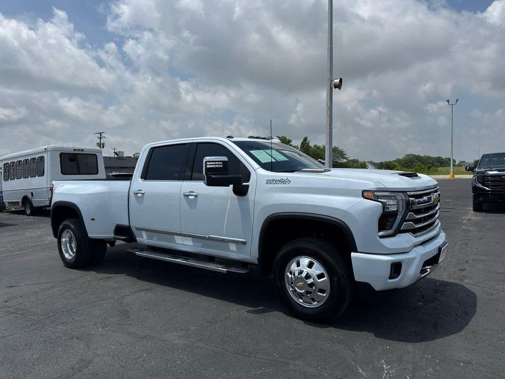 used 2026 Chevrolet Silverado 3500 car, priced at $78,900