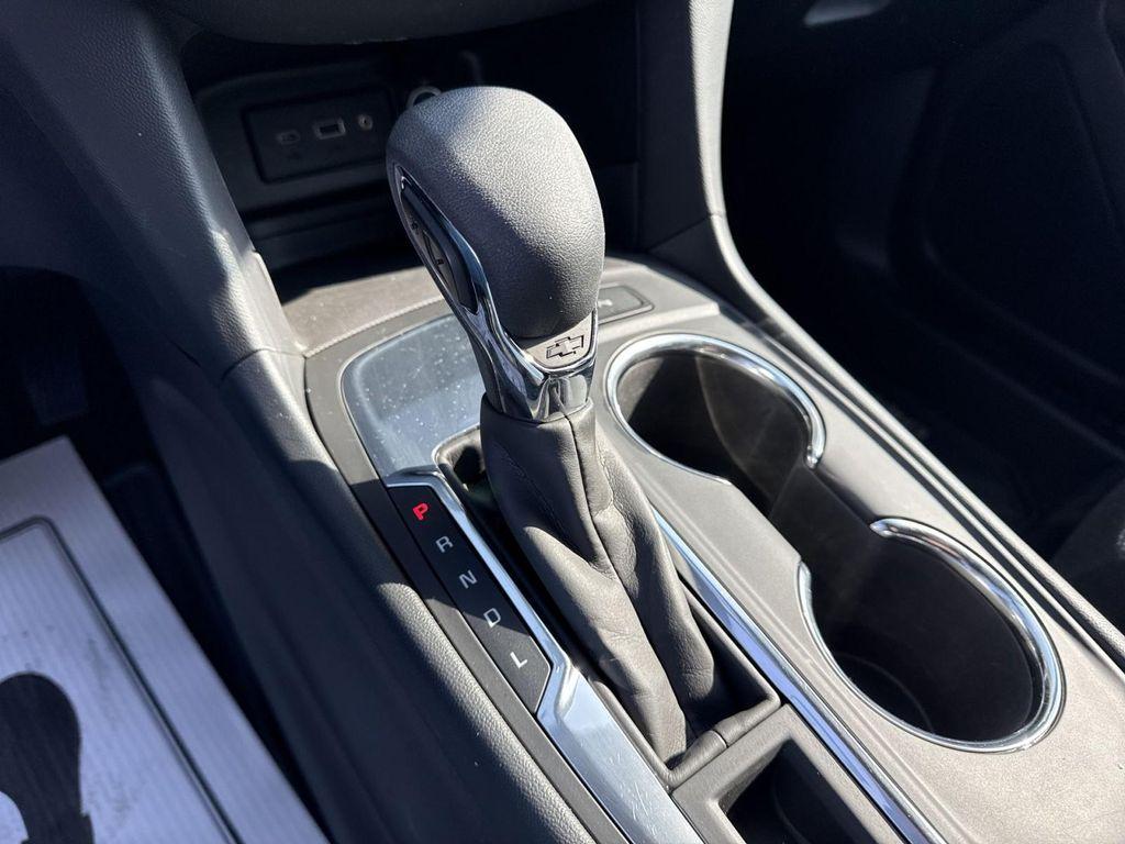 used 2024 Chevrolet Equinox car, priced at $24,800