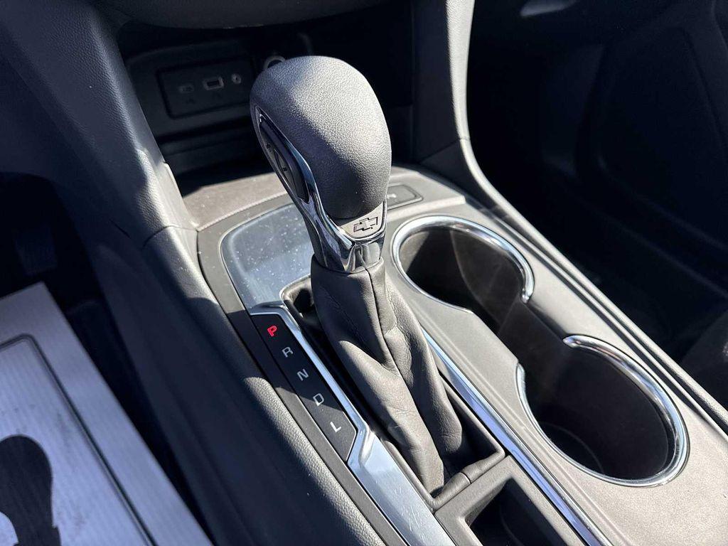 used 2024 Chevrolet Equinox car, priced at $24,800