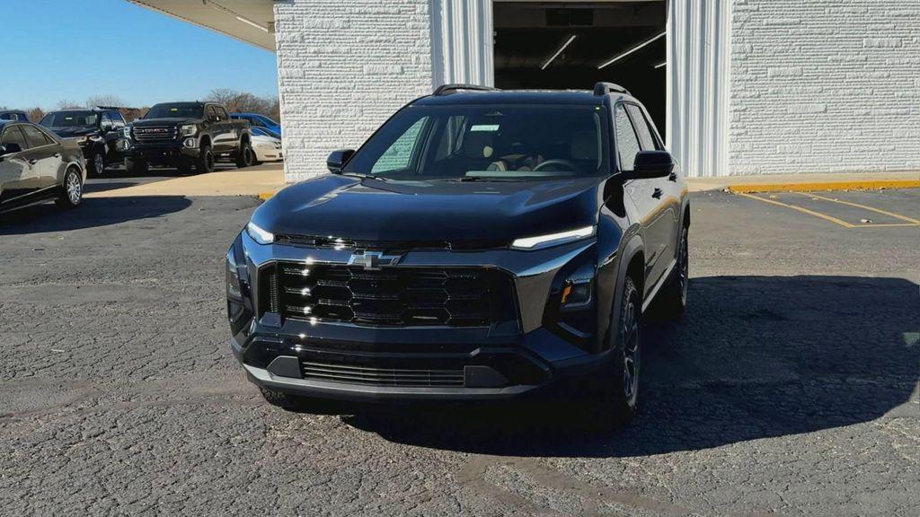 new 2026 Chevrolet Equinox car, priced at $35,395