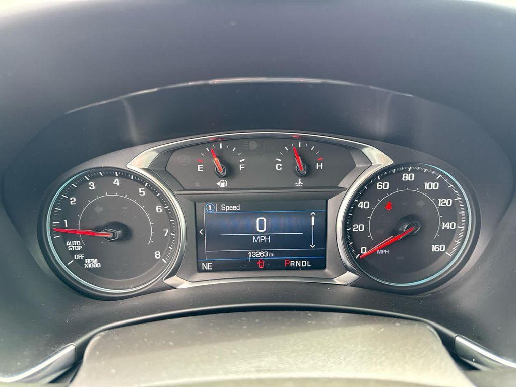 used 2024 Chevrolet Equinox car, priced at $27,995