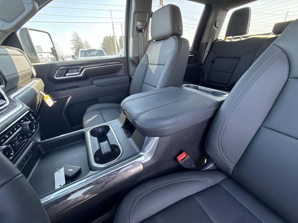 new 2026 Chevrolet Silverado 3500 car, priced at $85,450