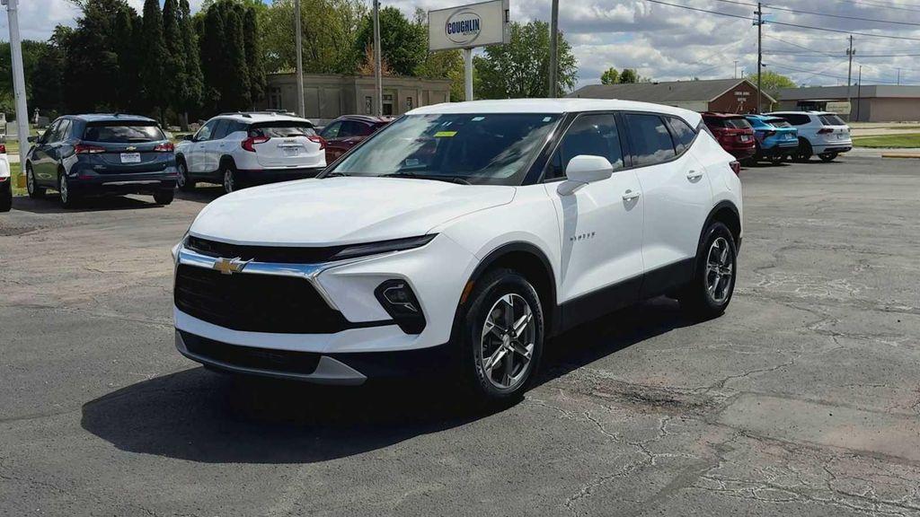 used 2025 Chevrolet Blazer car, priced at $26,500