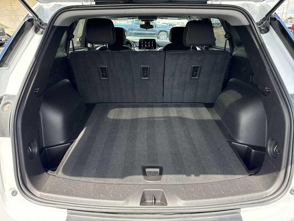 used 2025 Chevrolet Blazer car, priced at $26,500