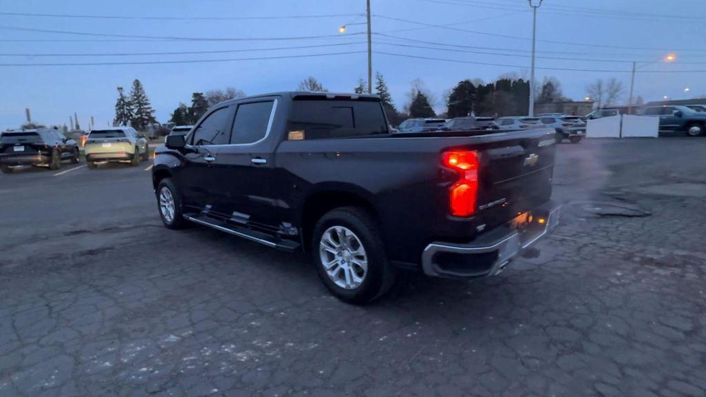 used 2022 Chevrolet Silverado 1500 car, priced at $43,495