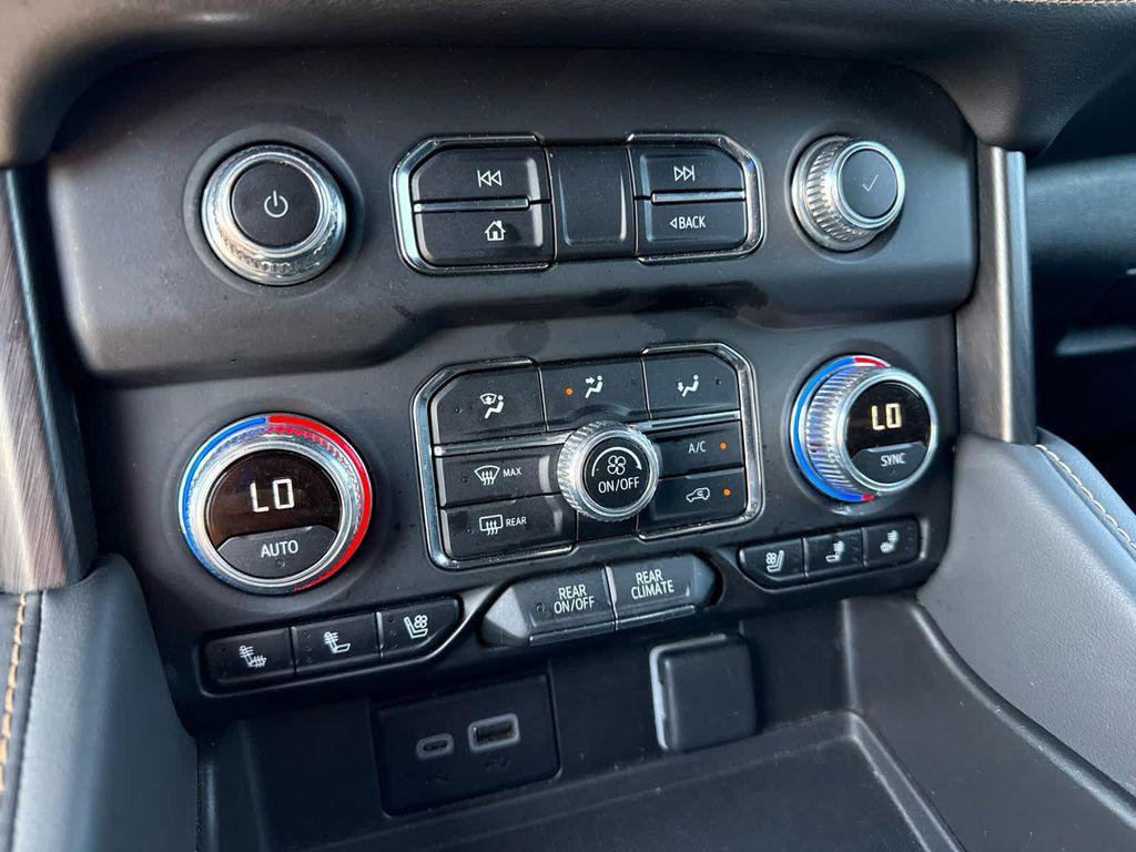 used 2023 GMC Yukon car, priced at $59,800