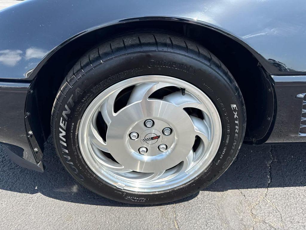 used 1996 Chevrolet Corvette car, priced at $18,900