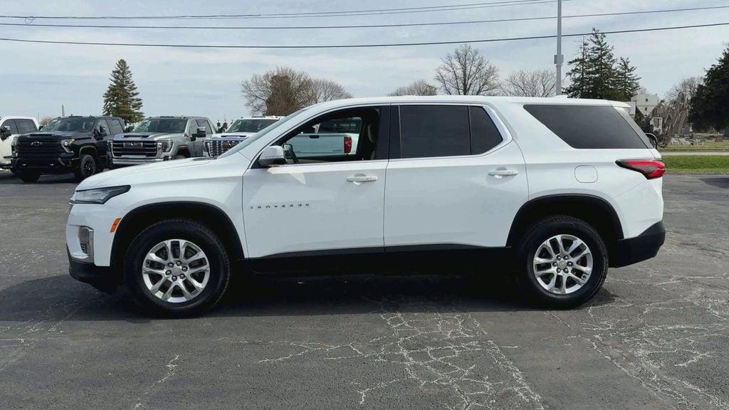 used 2023 Chevrolet Traverse car, priced at $25,800