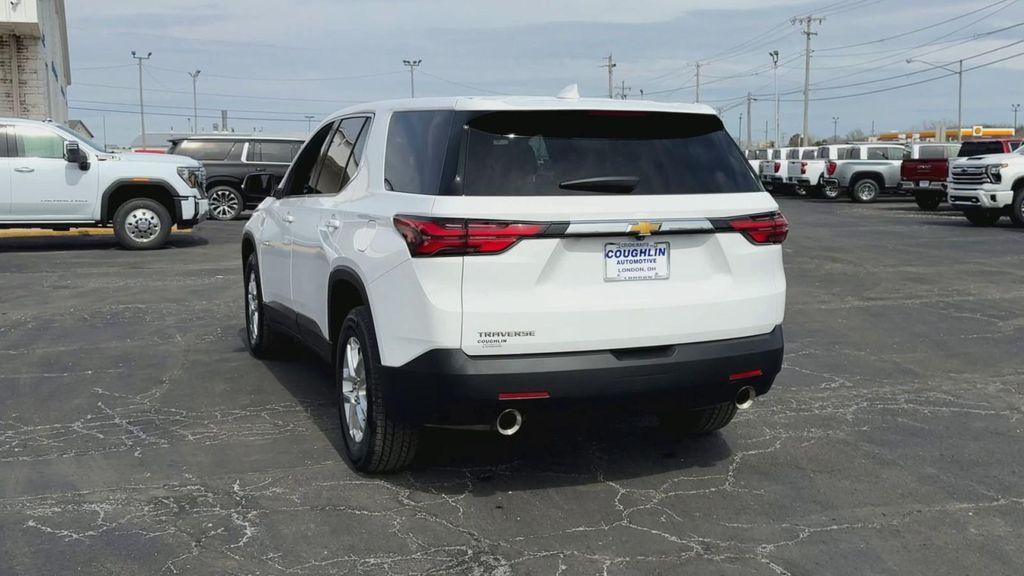 used 2023 Chevrolet Traverse car, priced at $25,800