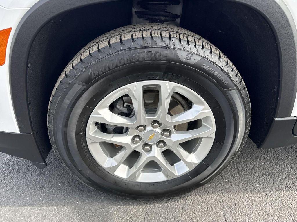 used 2023 Chevrolet Traverse car, priced at $25,800