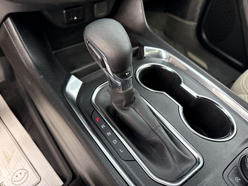 used 2023 Chevrolet Traverse car, priced at $25,800