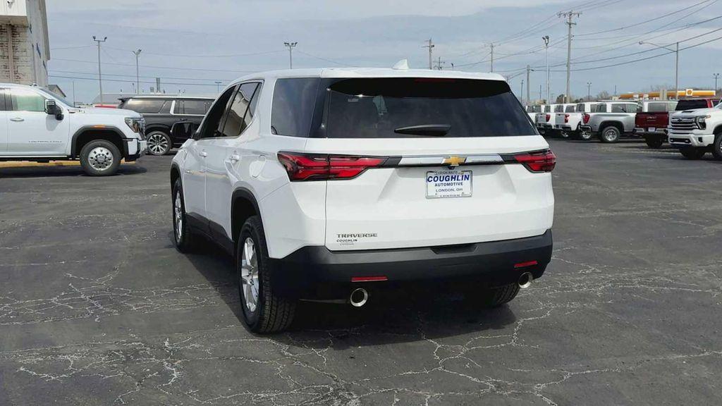 used 2023 Chevrolet Traverse car, priced at $25,495