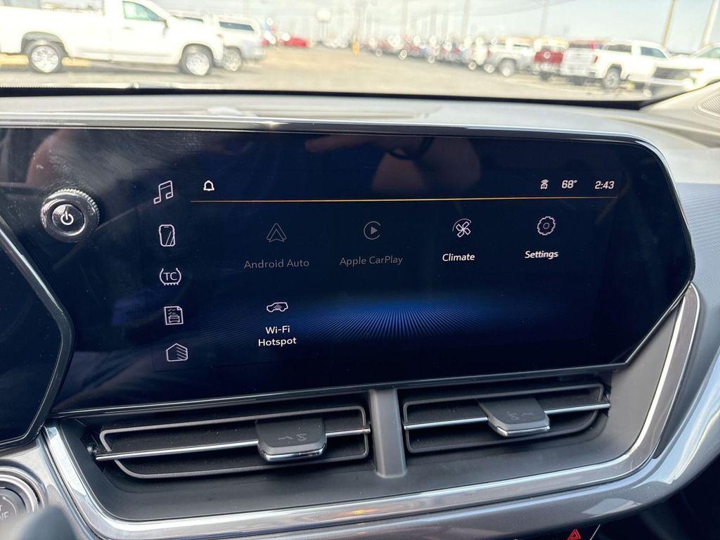 used 2025 Chevrolet Trax car, priced at $23,800