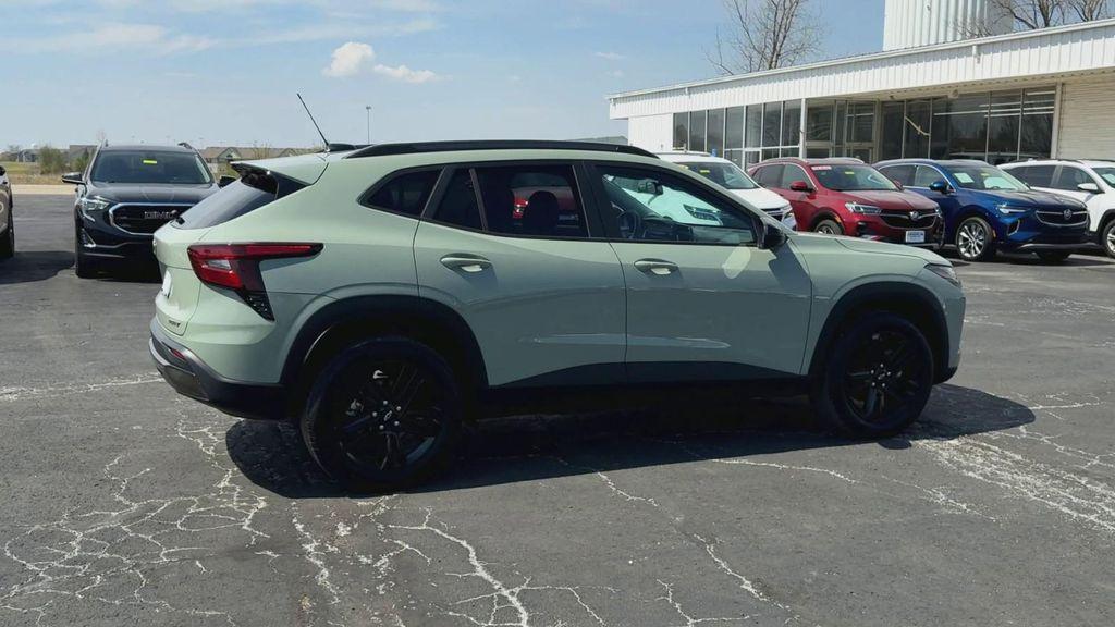 used 2025 Chevrolet Trax car, priced at $23,800