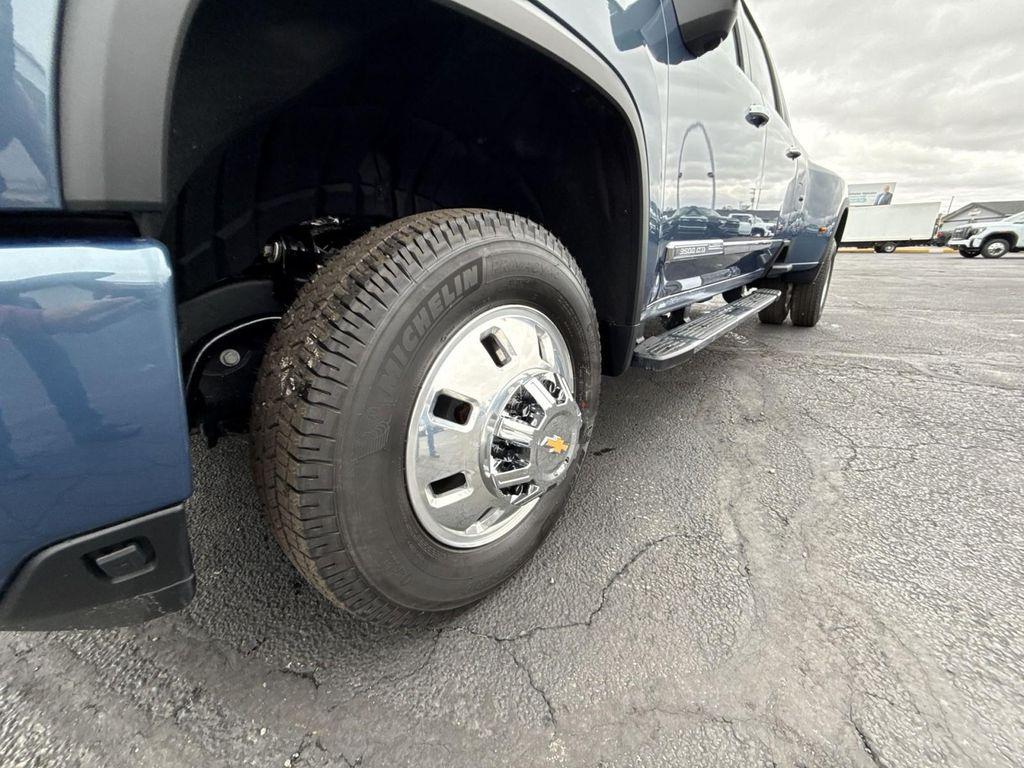 new 2026 Chevrolet Silverado 3500 car, priced at $91,515