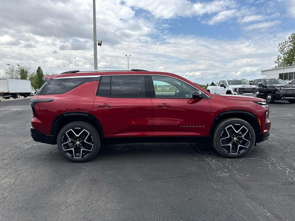 new 2026 Chevrolet Traverse car, priced at $61,565