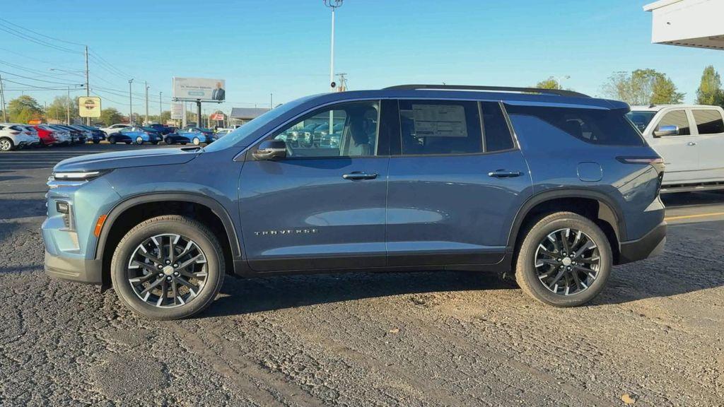 new 2026 Chevrolet Traverse car, priced at $46,620