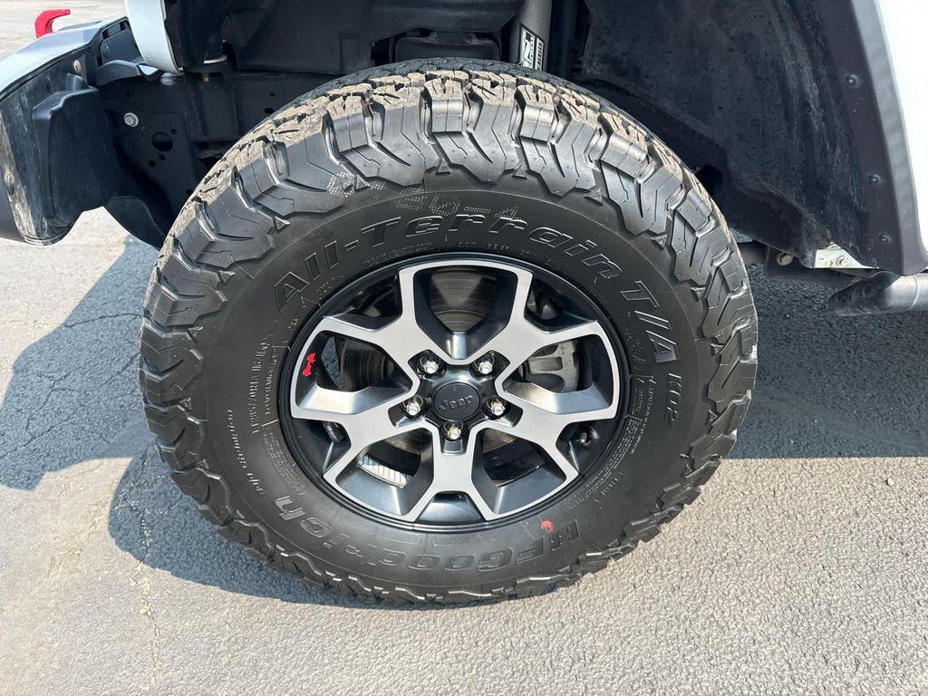 used 2019 Jeep Wrangler Unlimited car, priced at $26,800