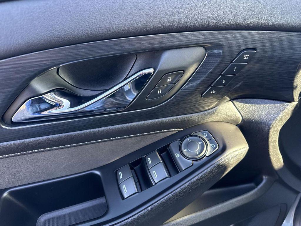 used 2019 Chevrolet Traverse car, priced at $24,495