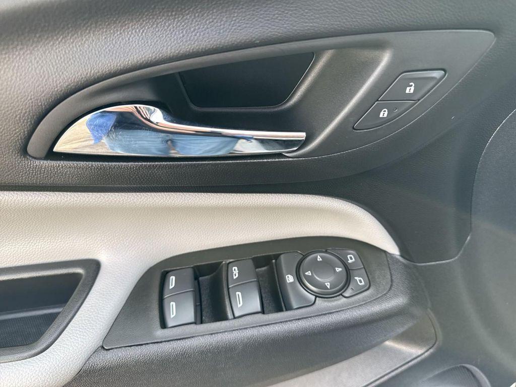 used 2024 Chevrolet Equinox car, priced at $22,395