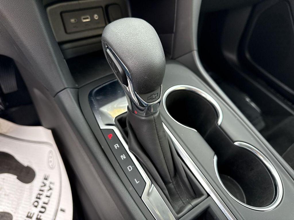 used 2024 Chevrolet Equinox car, priced at $22,395