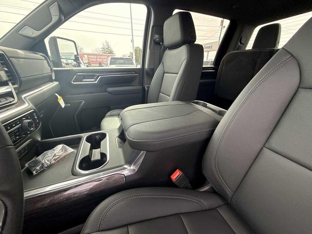 new 2026 Chevrolet Silverado 3500 car, priced at $85,450