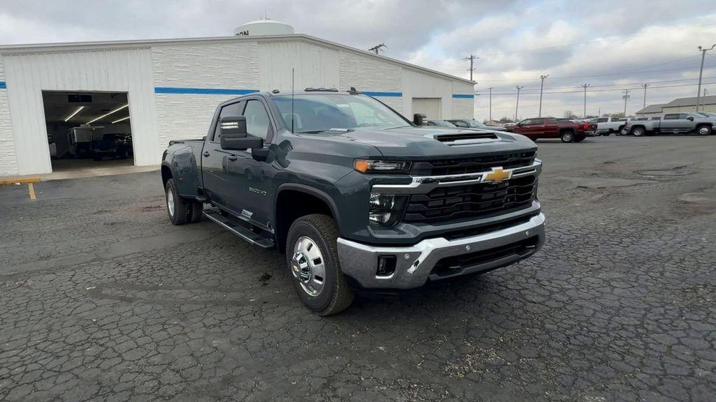 new 2026 Chevrolet Silverado 3500 car, priced at $80,125
