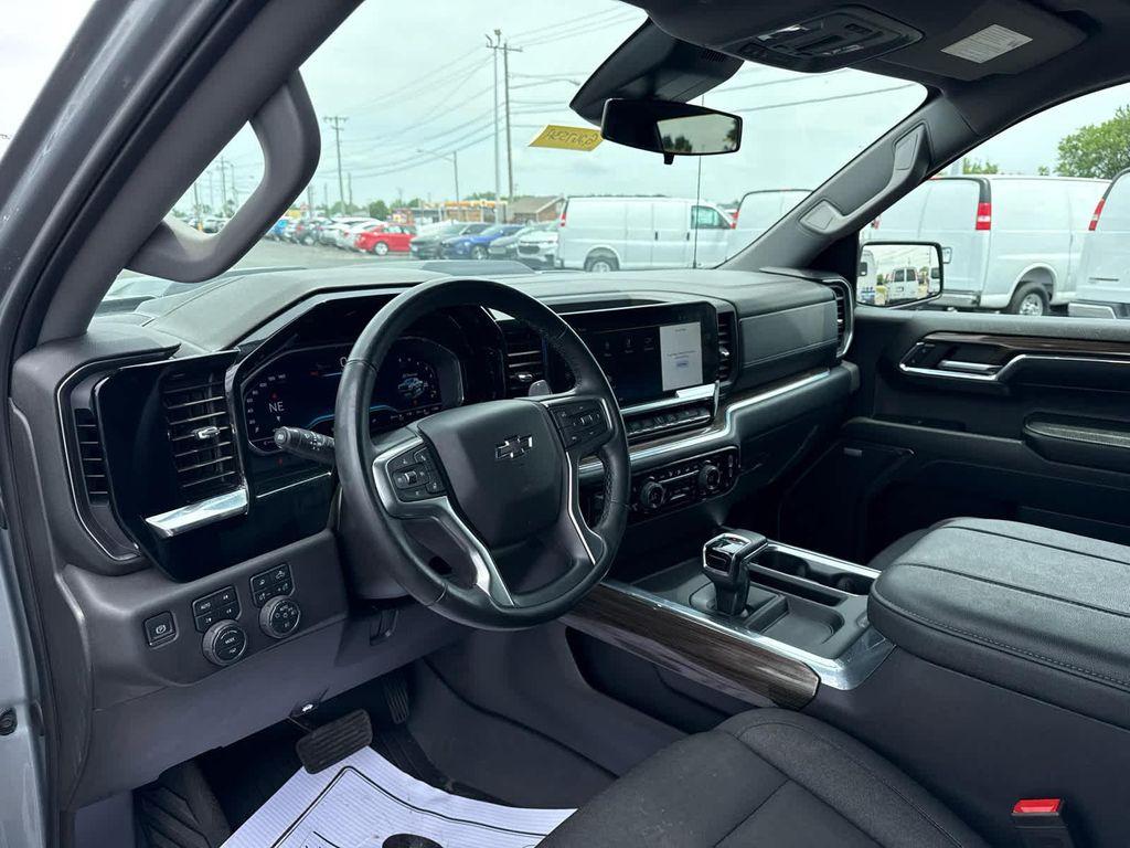 used 2024 Chevrolet Silverado 1500 car