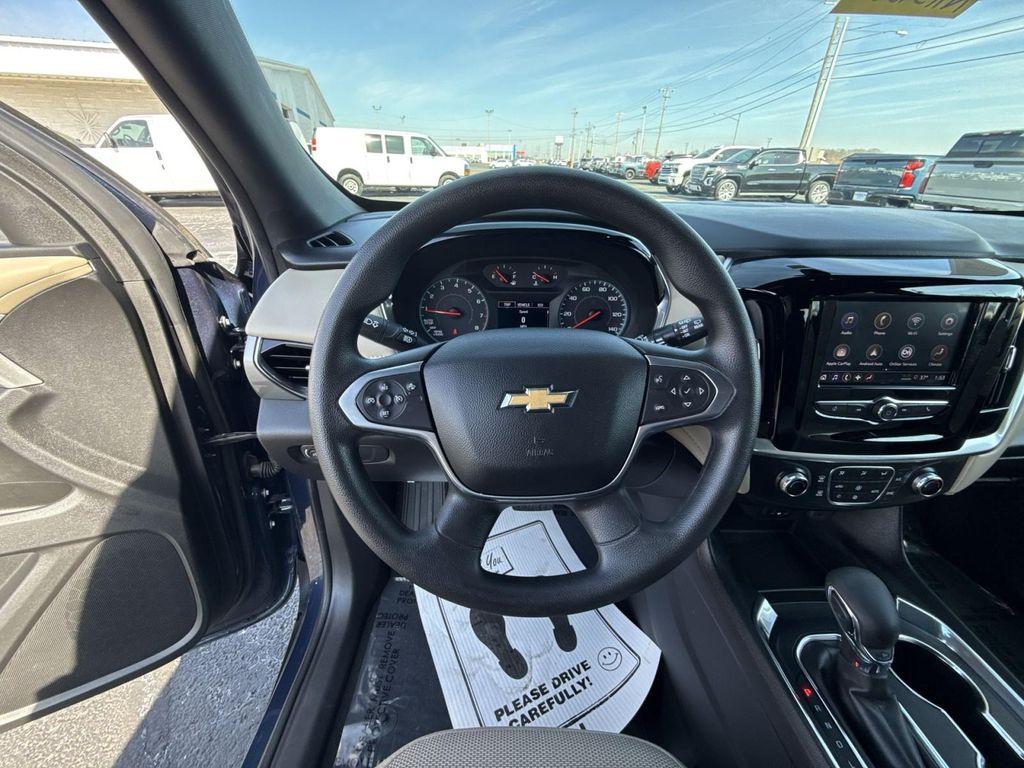 used 2022 Chevrolet Traverse car, priced at $27,795
