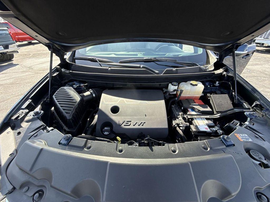 used 2022 Chevrolet Traverse car, priced at $27,795