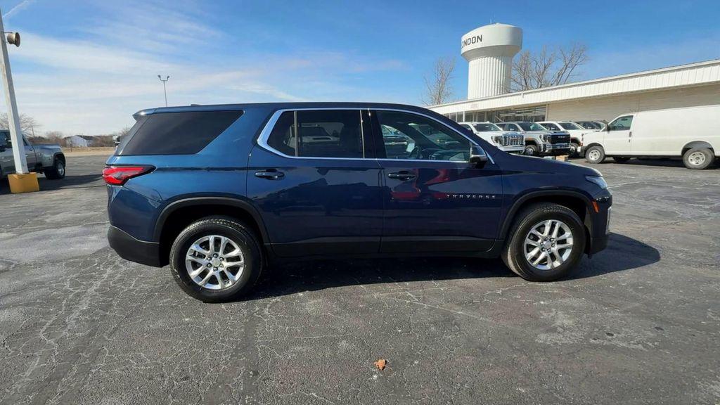 used 2022 Chevrolet Traverse car, priced at $27,795